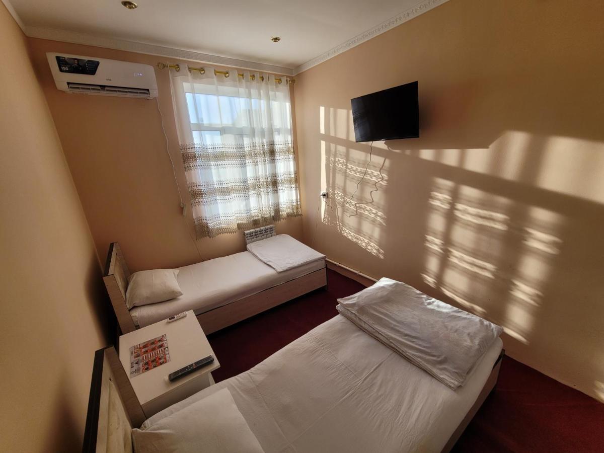 Hotel Avesto2 Urgench Buitenkant foto